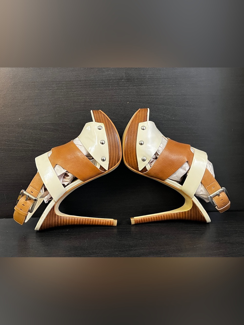 NEW Michael Kors Cream and Brown Leather Platform Sandals